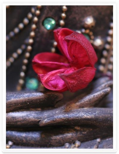 Free spiritual ebooks by Advaita spiritual teacher, Nirmala, are available on this Endless Satsang site.